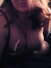 Elderly women and younger women from OlderWomanFun