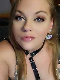 Fishnets and chains? Because I think Iand#039;m a catch