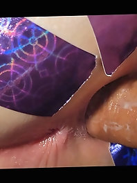 All-natural old chicks are playing with their vagina