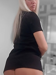 HORNY WIFE IN THE MORNING -  FULL VIDEO ON MY PROFILE