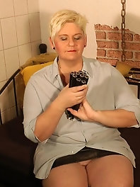 Mature MILF Hardcore Anal Sex