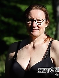 Mature women and young women from OlderWomanFun