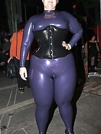 Amateur older damsels are masturbating themselves