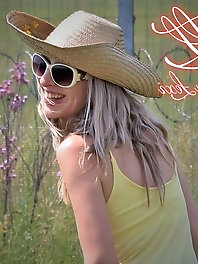 I get better nookie in a Suzuki! - 5 Pics